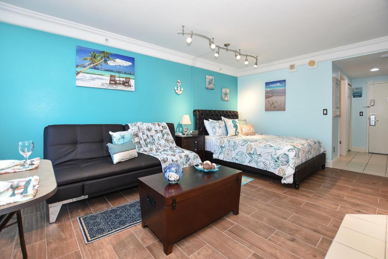 Ocean View Studio Condo. 데이토나 비치 외부 사진
